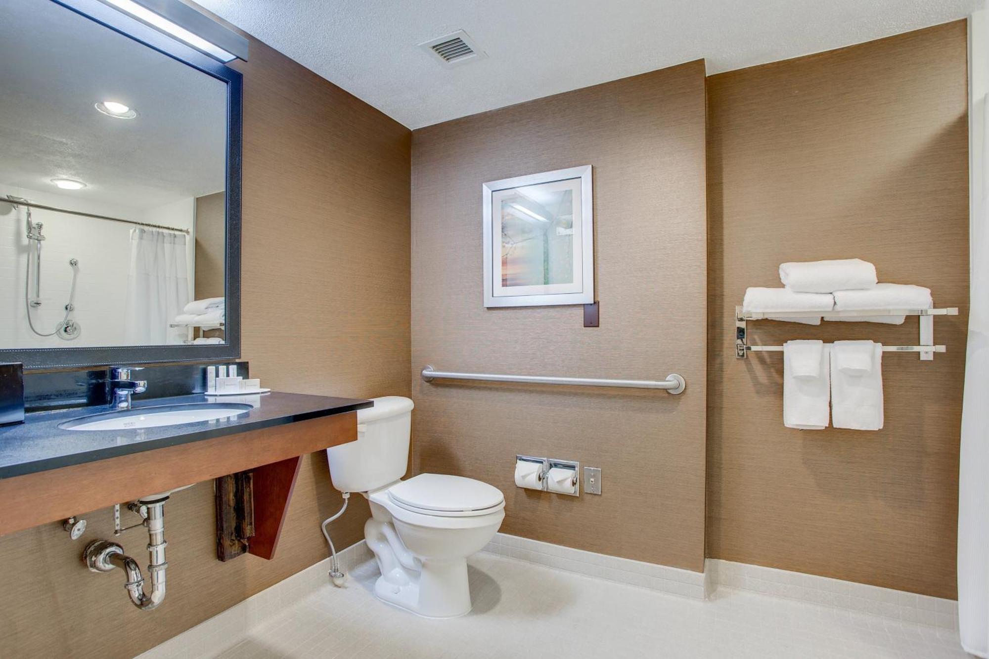 Fairfield Inn By Marriott Burlington Williston Exterior foto