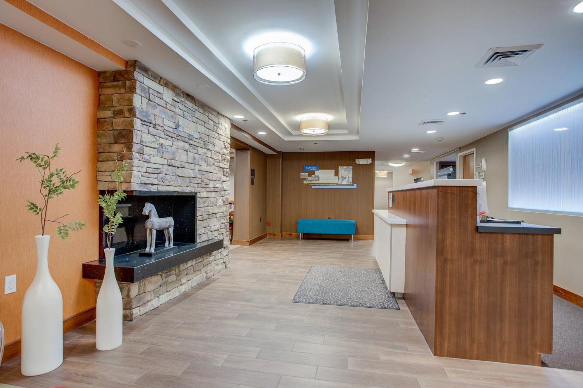 Fairfield Inn By Marriott Burlington Williston Exterior foto